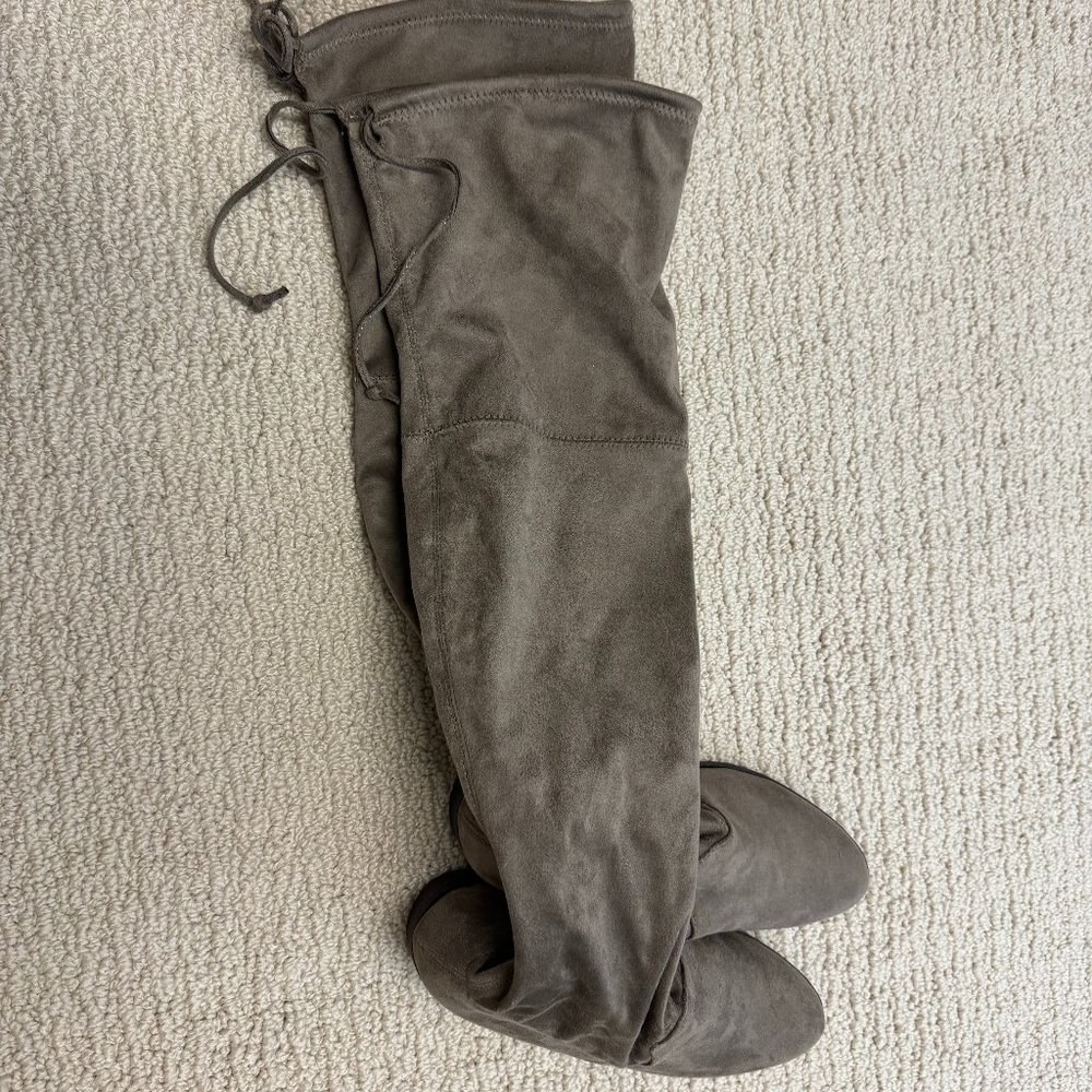 Over the Knee Faux Suede Boots - Picture 4 of 7